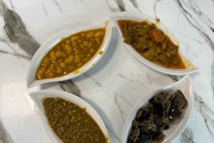 Kameliratsastus Marrakechissa lounaalla (paikallinen ravintola)