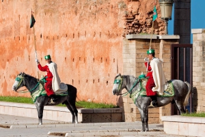 Casablanca: 6-Day Tour To Marrakech Via Chefchaouen & Desert