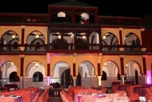 Jantar Chez Ali e Show de Cavaleiros saindo de Marrakech
