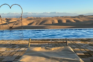 Tagespass für die Agafay Wüste: Schwimmbad & Mittagessen