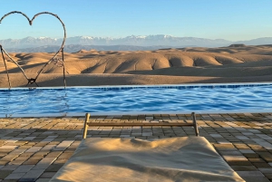 Passe de um dia no deserto de Agafay: Piscina e almoço