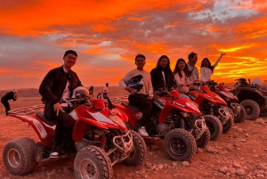 Aventure dans le désert : Quad, balade à dos de chameau et dîner étoilé