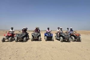 Aventure dans le désert : Quad, balade à dos de chameau et dîner étoilé