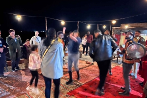 Aventure dans le désert : Quad, balade à dos de chameau et dîner étoilé