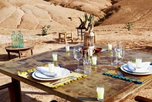 Cena nel deserto di Agafay da Marrakech e giro in cammello