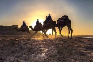 Kolacja na pustyni Agafay z Marrakeszu i przejażdżka na wielbłądzie