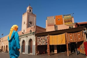 Marrakech: Agafayn aavikkokilpailu, kameliratsastus, illallinen, show