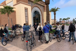 Holländskspråkig cykeltur genom Marrakech.