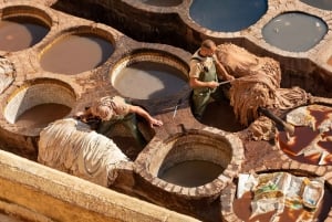 Fès : visite de la madrasa Bou Inania, du musée, de la tannerie, du souk et de la médina
