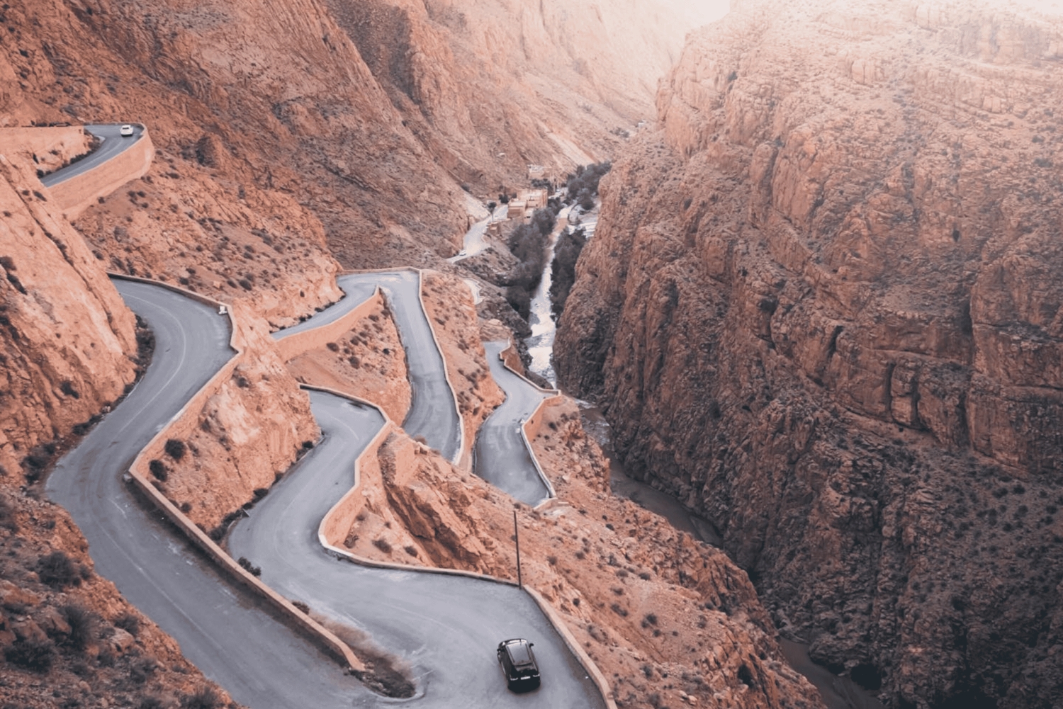 De Marraquexe: Excursão de 4 dias ao deserto do Saara Merzouga