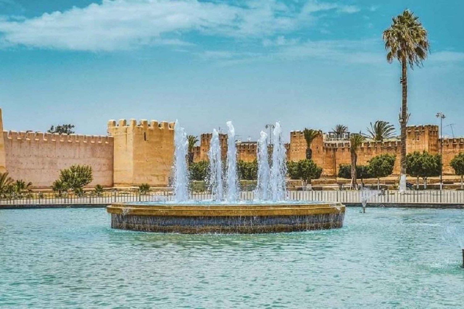From Agadir: Taroudant and Tiout Day Tour with Lunch