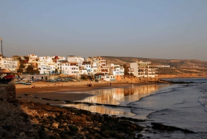 Desde Essaouira: Traslado privado a Taghazout o Agadir
