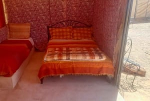 Au départ de Fès : Excursion de 4 jours à Marrakech via Merzouga et les Gorges