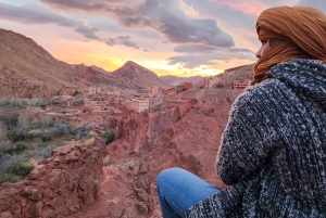 Desde Marrakech: Excursión de 2 días a Ouarzazate y Merzouga con comidas