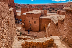 Desde Marrakech: Excursión de 2 días a Ouarzazate y Merzouga con comidas