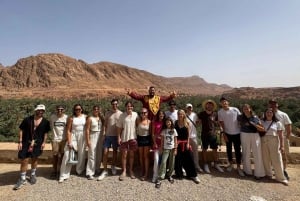 Desde Marrakech: tour de 3 días por el desierto de Merzouga con paseo en camello