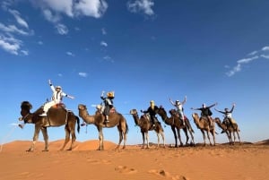 Desde Marrakech: tour de 3 días por el desierto de Merzouga con paseo en camello
