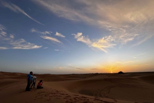 Desde Marrakech: tour de 3 días por el desierto de Merzouga con tienda privada