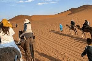 Desde Marrakech: excursión de 3 días al desierto de Merzouga y paseo en camello.