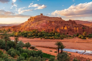 Marrakechista 4 päivän aavikkokierros Merzougan hiekkadyyneille