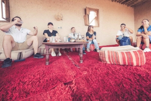 Vanuit Marrakech: Agafay woestijn kamelentocht en diner en show