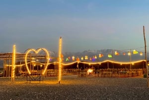 Marrakech: Agafay ørkenmiddag, kamelridning og show