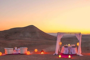 Au départ de Marrakech : Promenade à cheval dans le désert d'Agafay avec coucher de soleil
