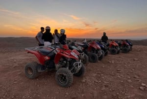 Au départ de Marrakech : Excursion en quad dans le désert d'Agafay avec transfert