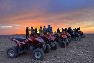 Desde Marrakech: Excursión en quad por el desierto de Agafay con traslado