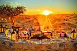 Au départ de Marrakech : Dîner au coucher du soleil dans le désert d'Agafay avec balade à dos de chameau