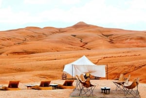Desde Marrakech : Cena al atardecer en el desierto de Agafay con paseo en camello