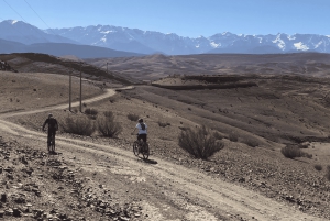 Vanuit Marrakech: Fietstocht in het Atlasgebergte en Berberdorpen