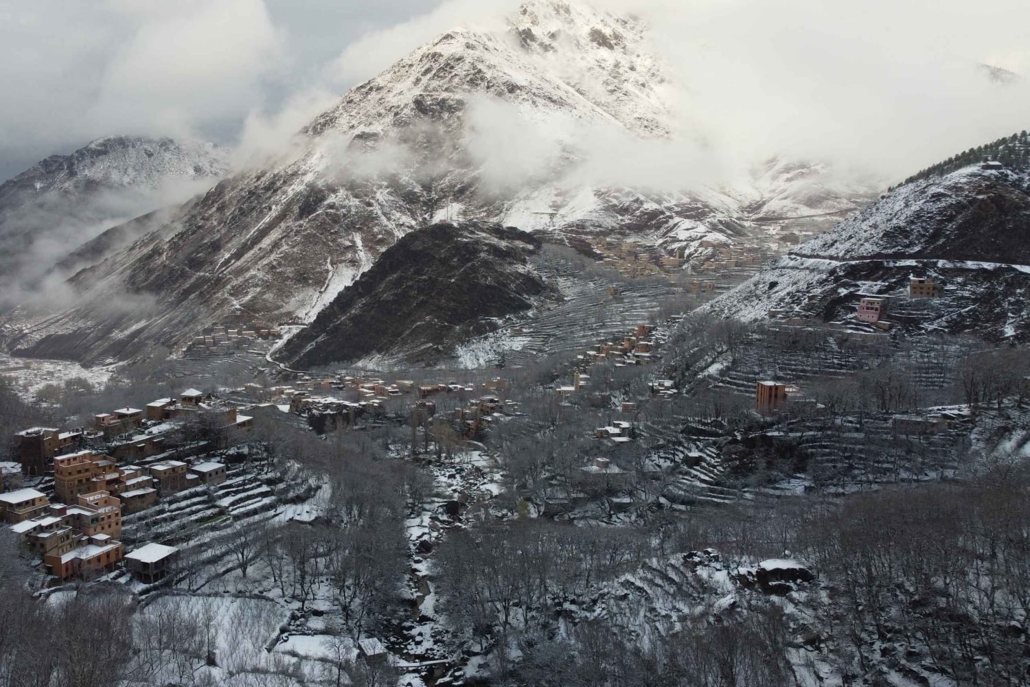Från Marrakech: Atlasbergen 4-dagars vandring med hotell