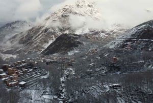 Från Marrakech: Atlasbergen 4-dagars vandring med hotell