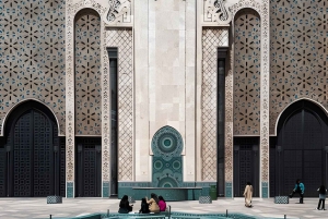 マラケシュ発：カサブランカ日帰り旅行体験