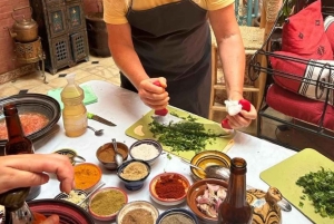 Depuis Marrakech : atelier culinaire et excursion d'une journée dans l'Atlas