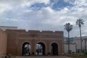 マラケシュ発：エッサウィラ沿岸都市日帰り旅行