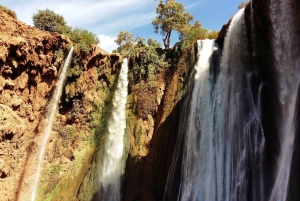 De Marrakech: Viagem de 1 dia para as cachoeiras de Ouzoud de microônibus