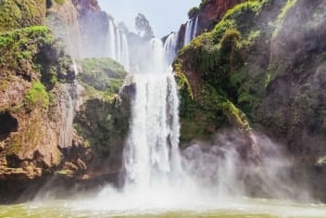 Z Marrakeszu: Wodospady Ouzoud - wycieczka z przewodnikiem i rejs łodzią