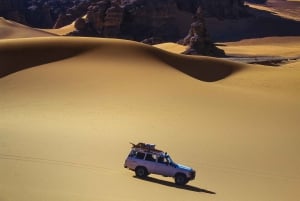 Vanuit Marrakech: Privé 3-daagse Sahara-trip naar Erg Chigaga
