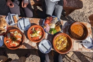 Au départ de Marrakech : Journée de randonnée et de trekking au sommet de l'Aourirt N'ouassif