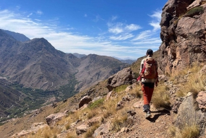 Au départ de Marrakech : Journée de randonnée et de trekking au sommet de l'Aourirt N'ouassif