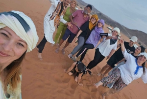 Von Marrakech aus: 3-Tages-Tour nach Fez über die Wüste Merzouga