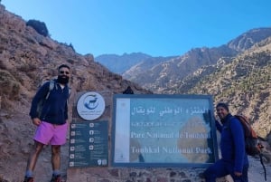 Z Marrakeszu: Trekking w górach Atlas 2 dni