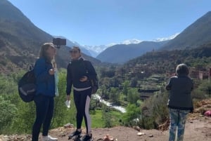 Из Марракеша: однодневная поездка в долину Урика и Атласские горы