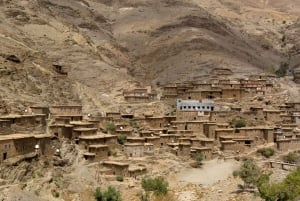 Marrakechista: Zagoran 2 päivän aavikkosafari ruoan ja leirin kanssa