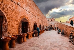 Marrakeshista: Marrakesh: Essaouira: Kokopäiväretki hotellin noutopalvelun kanssa