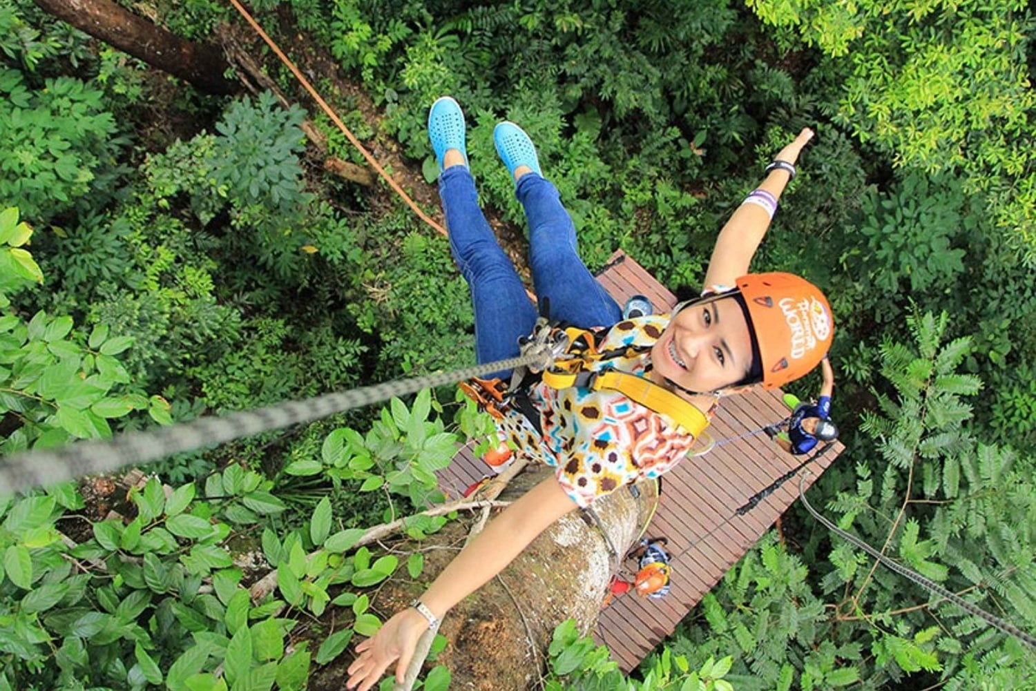 Från Marrakesh: Zip-line i Atlasbergen och vandring