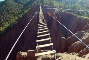 Från Marrakesh: Zip-line i Atlasbergen och vandring