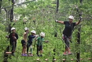 Från Marrakesh: Zip-line i Atlasbergen och vandring